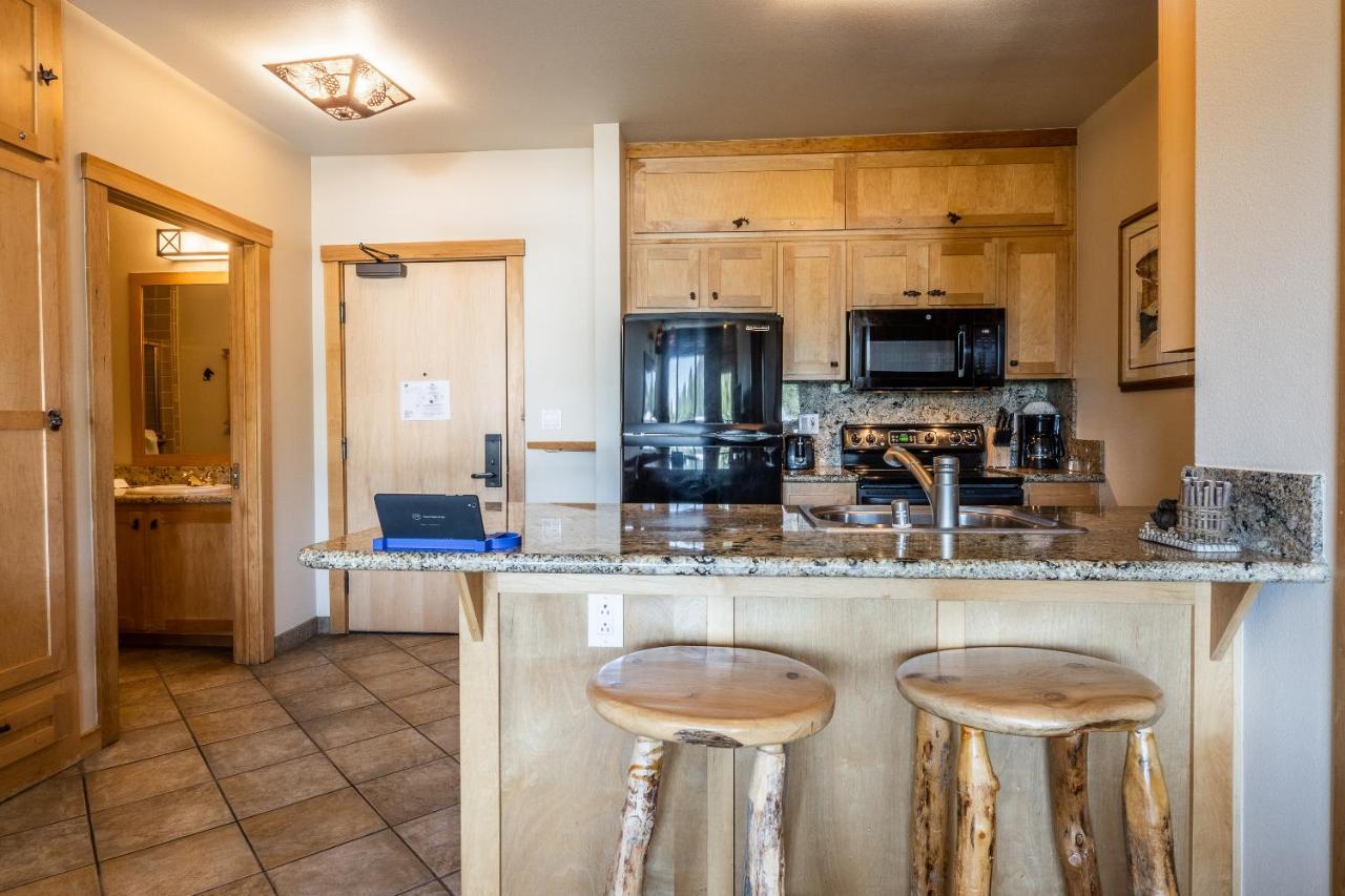Juniper Springs Lodge #413 - Luxury Ski In Ski Out! 2 Bedroom Маммот-Лейкс Екстер'єр фото