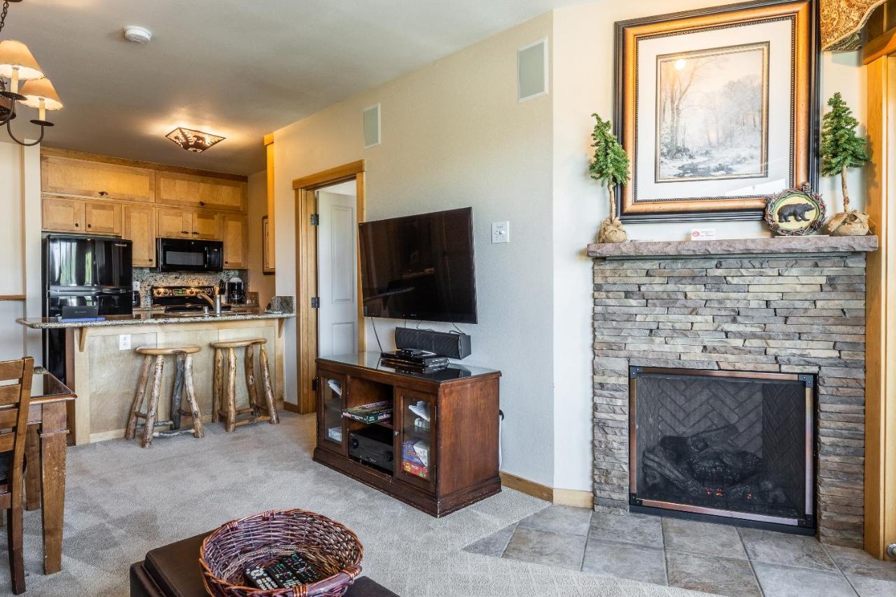 Juniper Springs Lodge #413 - Luxury Ski In Ski Out! 2 Bedroom Маммот-Лейкс Екстер'єр фото