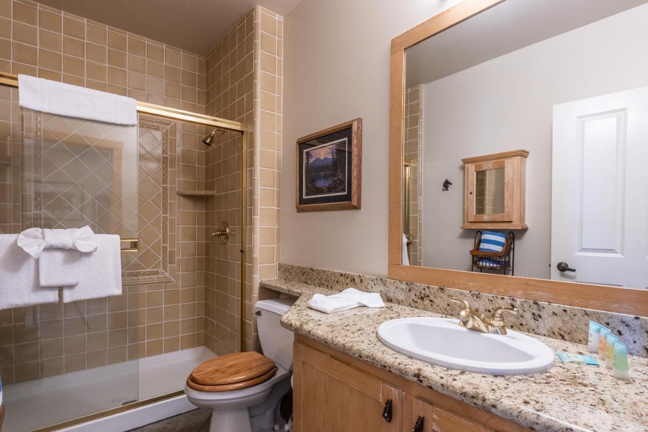 Juniper Springs Lodge #413 - Luxury Ski In Ski Out! 2 Bedroom Маммот-Лейкс Екстер'єр фото